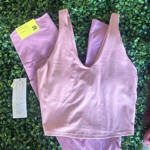 Women’s V-Neck Soft Crop Tank - Light Pink and mauve leggins set size XS